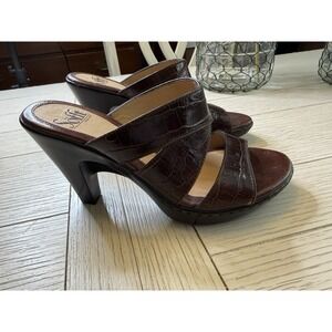 Sofft Women 6 M Brown Croc Embossed Leather 3" Heel Open Toe Slide Sandal Shoe.